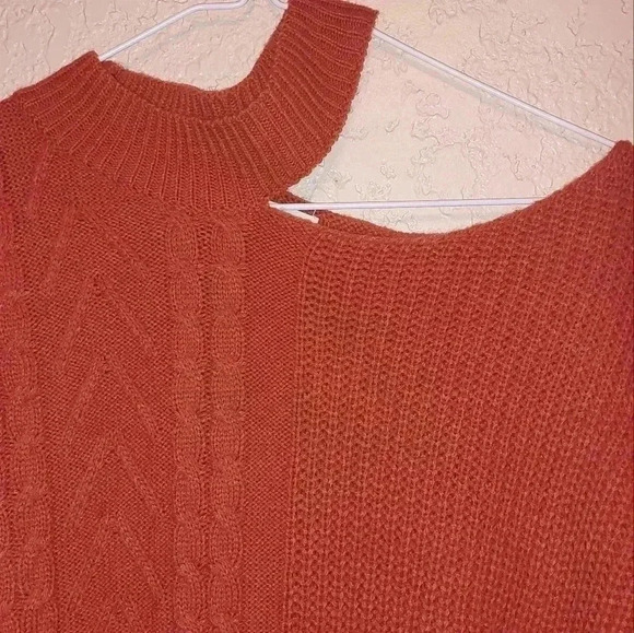 Main Strip Sweater Rust Orange Size Medium - Picture 2 of 7